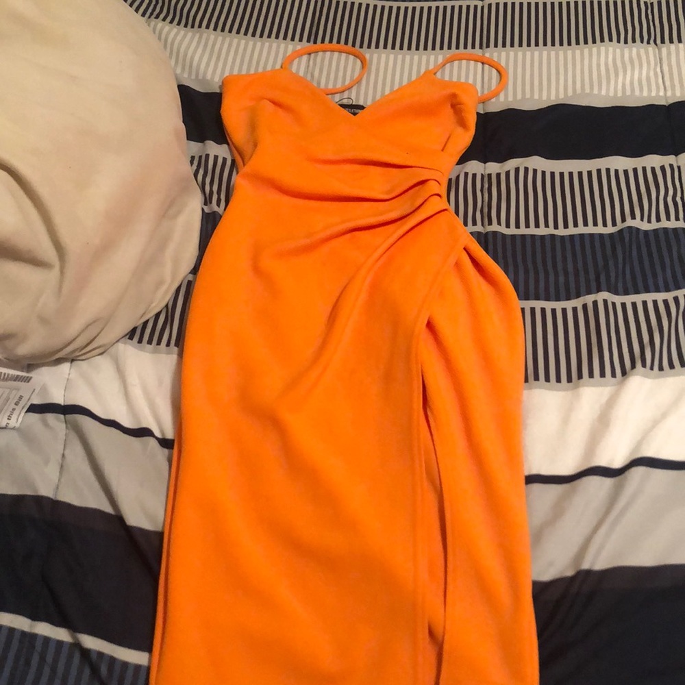Bodycon orange dress